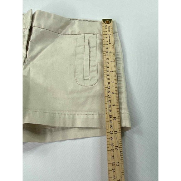 J Crew Womens Short Pants Pockets Mid Rise Stretch Casual Beige Size 4 - Picture 4 of 6